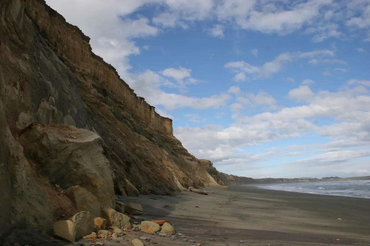 Gemstone Beach - Southland, New Zealand - Credit Gayle Hogue (1)