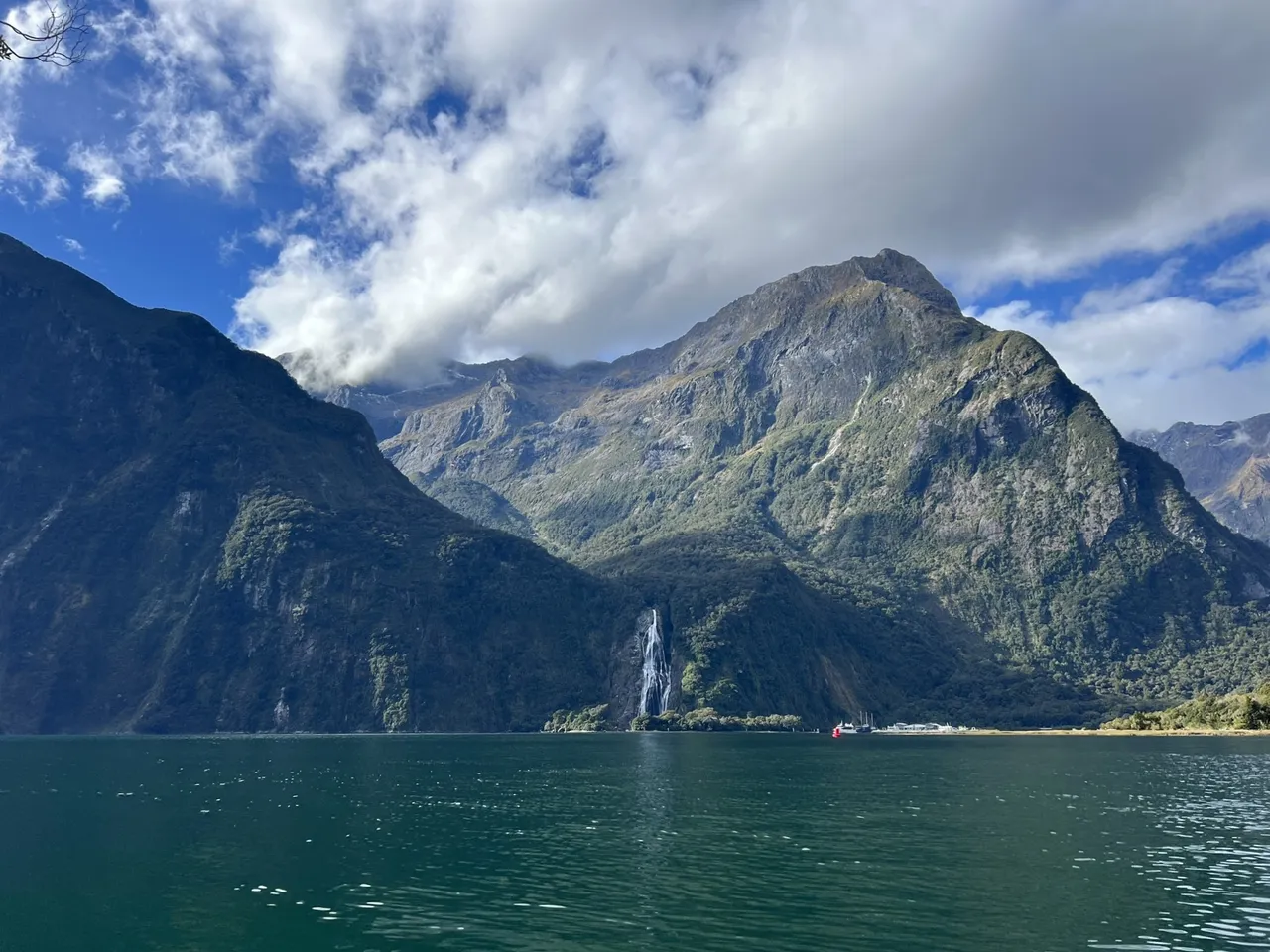 Rosco-s Milford Kayaks, Fiordland - Southland, New Zealand - Credit Great South (1)