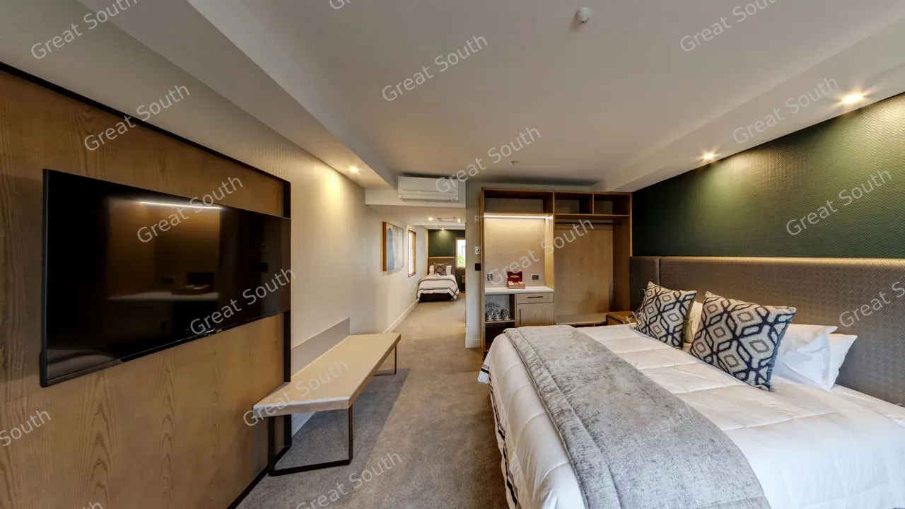 Deluxe Family Suite at Distinction Luxmore Hotel Te Anau