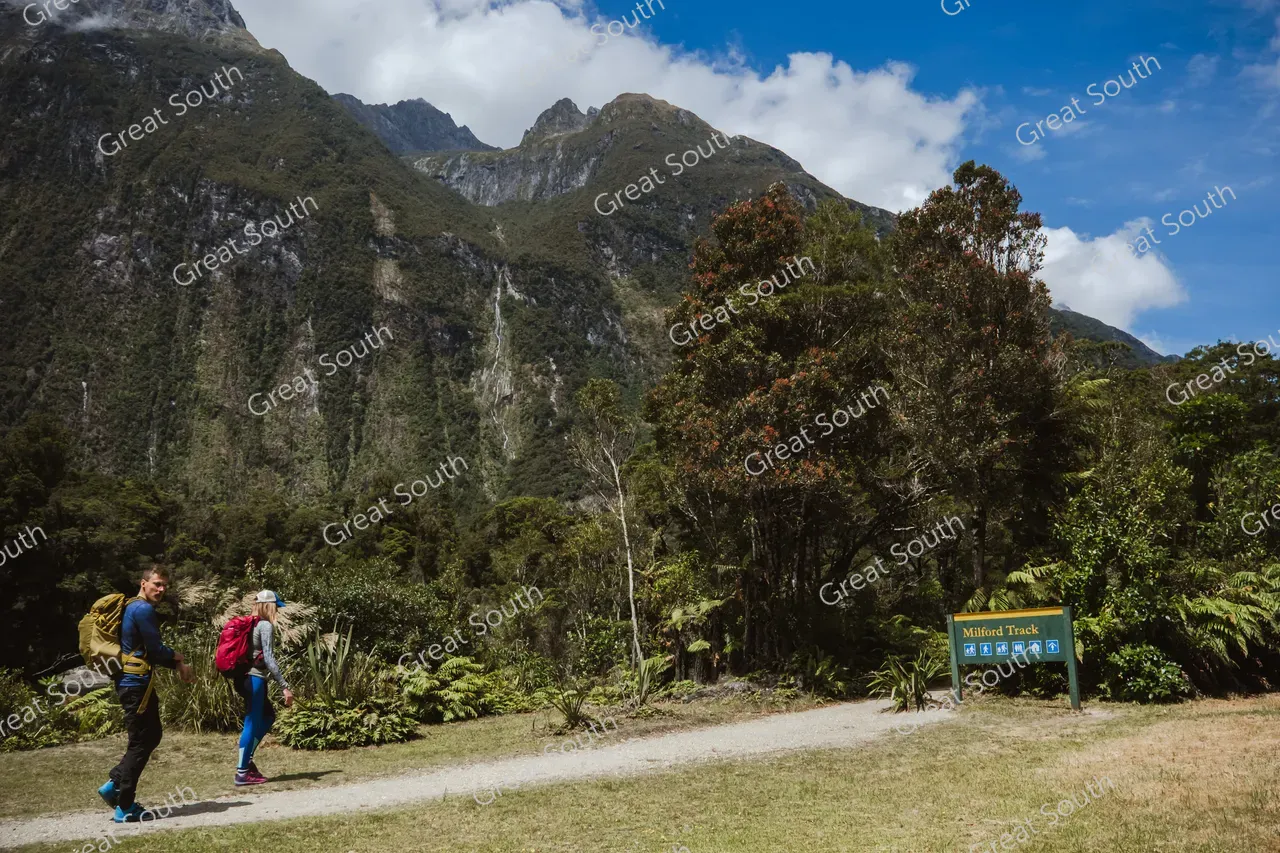 Milford Track Day Walk, Milford Sound - Credit Fiordland Outdoors (21)