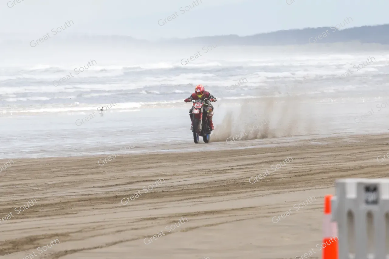 Burt Munro Challenge 2025 - Beach Racing - Southland, New Zealand - Credit Great South (4)