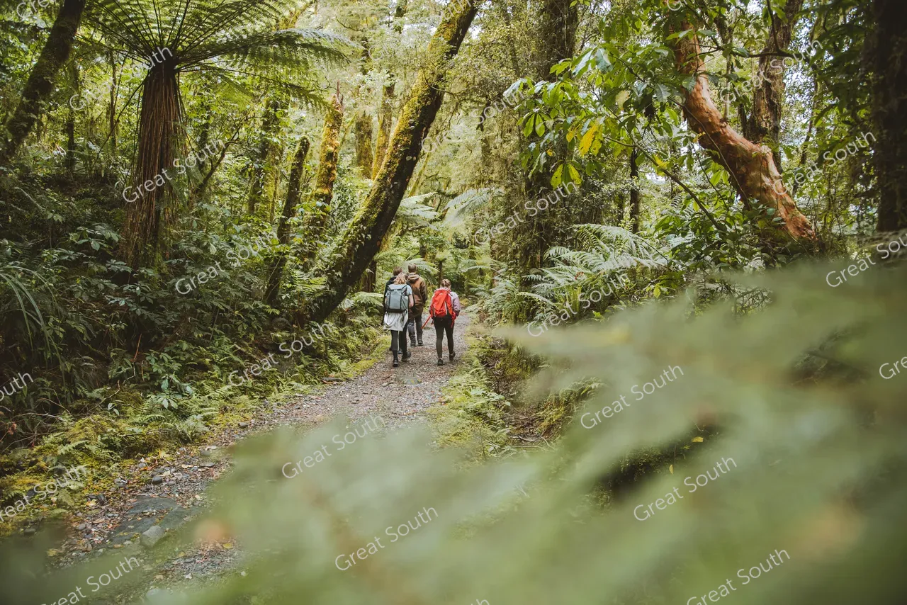 Milford Track Day Walk, Milford Sound - Credit Fiordland Outdoors (39)