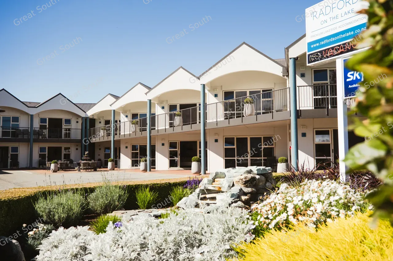 Radfords on The Lake - Southland, New Zealand - Credit Radfords on The Lake (1)