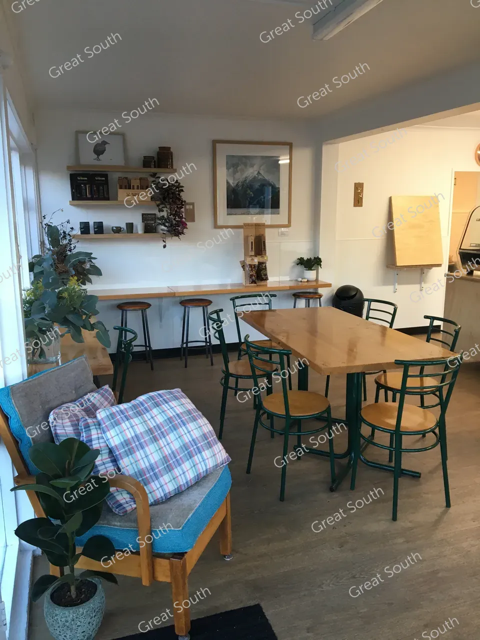 Waiau Street Café - Southland, New Zealand - Credit Great South (2)