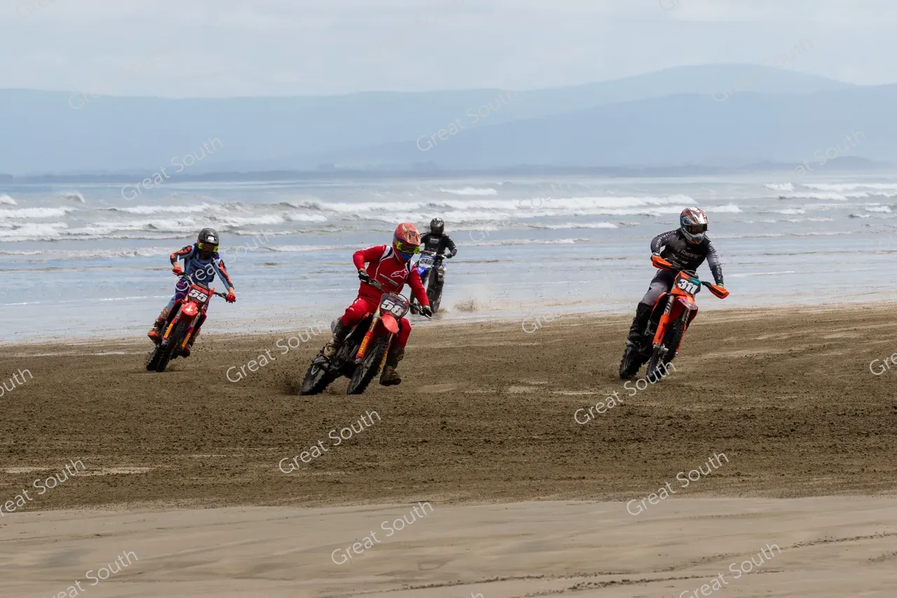 Burt Munro Challenge 2025 - Beach Racing - Southland, New Zealand - Credit Great South (8)