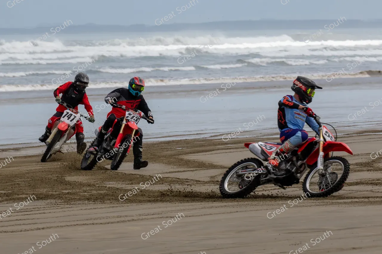 Burt Munro Challenge 2025 - Beach Racing - Southland, New Zealand - Credit Great South (2)