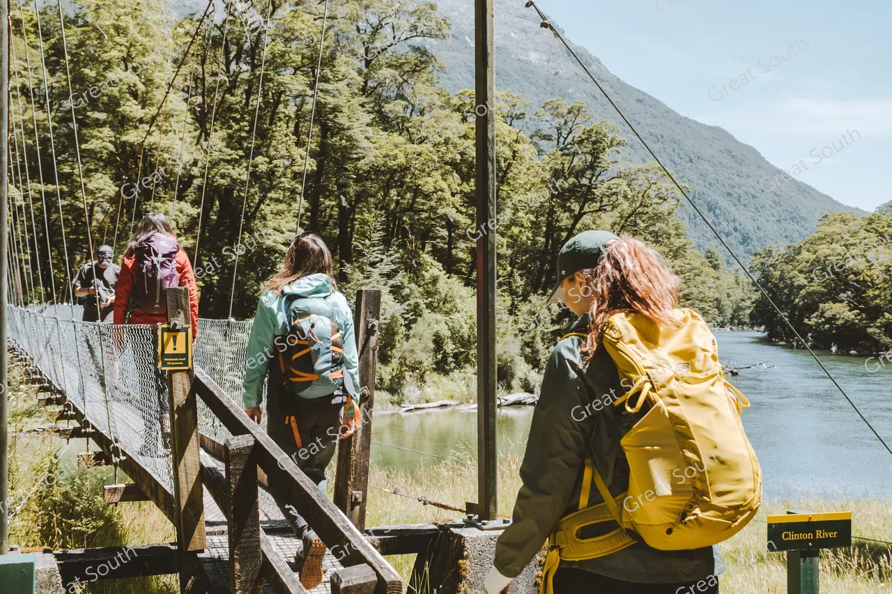 Te Anau Downs to Glade Wharf Water Taxi - Credit Fiordland Outdoors (12)