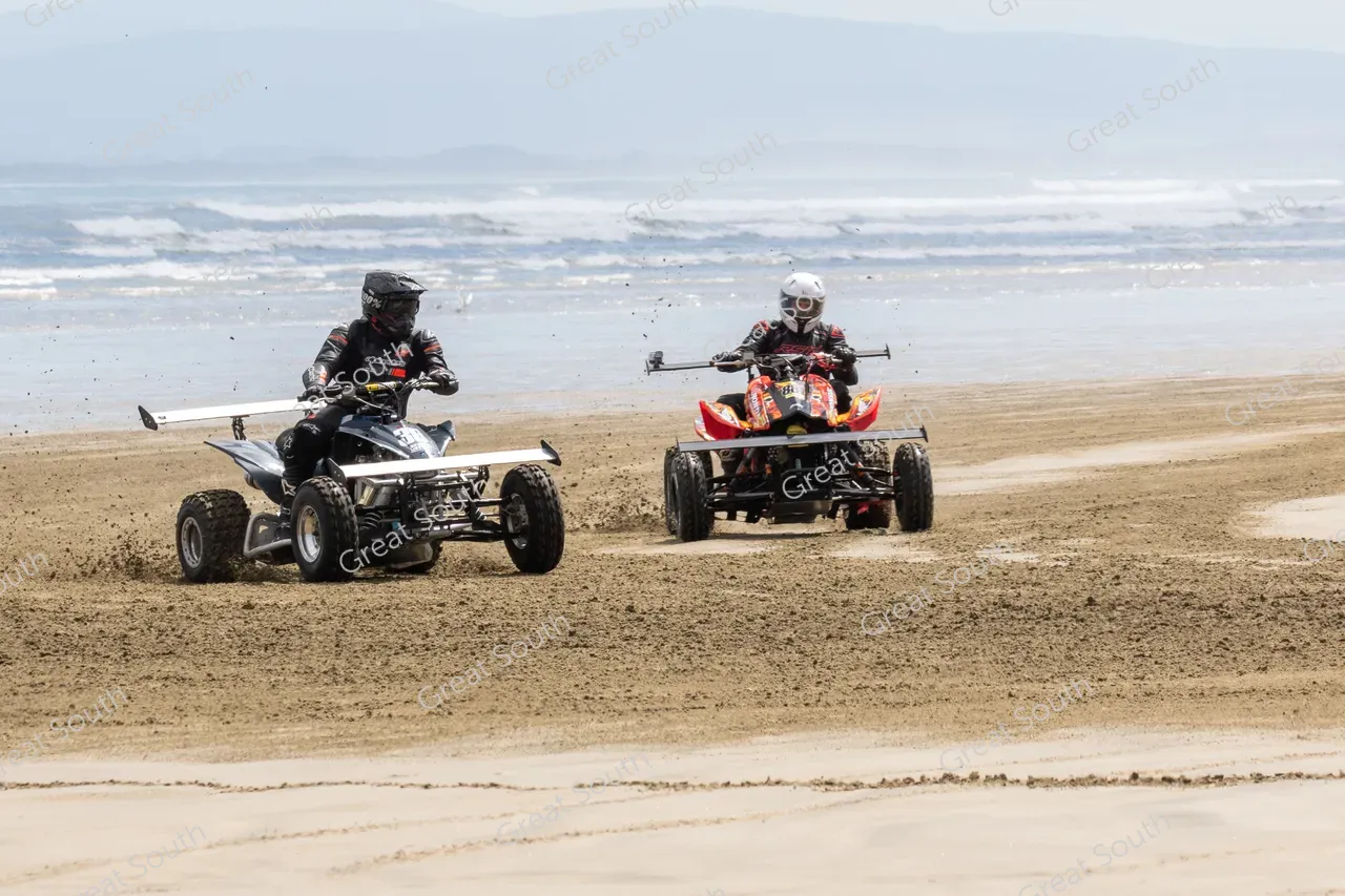 Burt Munro Challenge 2025 - Beach Racing - Southland, New Zealand - Credit Great South (10)