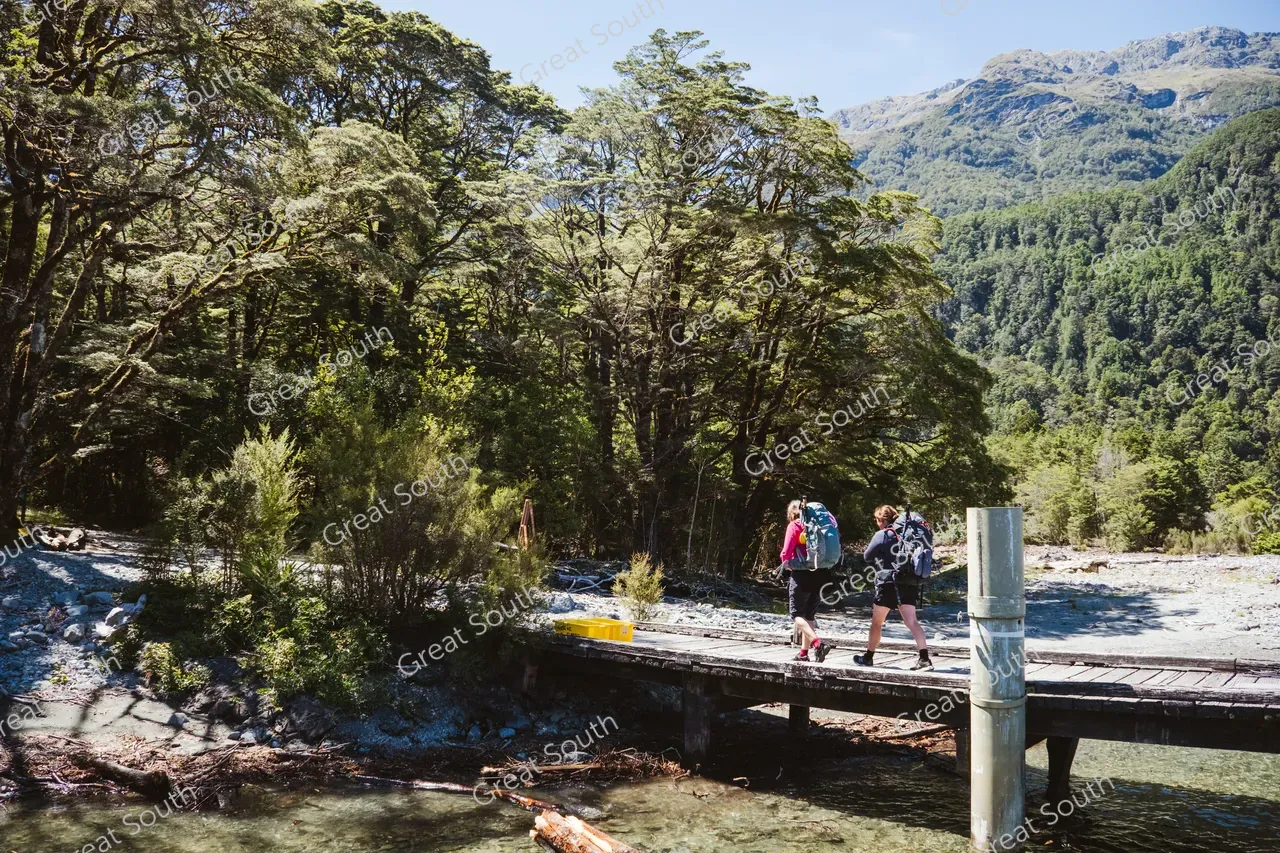 Te Anau Downs to Glade Wharf Water Taxi - Credit Fiordland Outdoors (8)