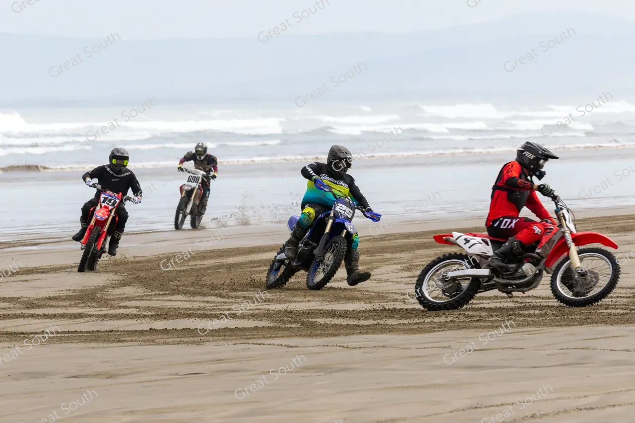 Burt Munro Challenge 2025 - Beach Racing - Southland, New Zealand - Credit Great South (3)