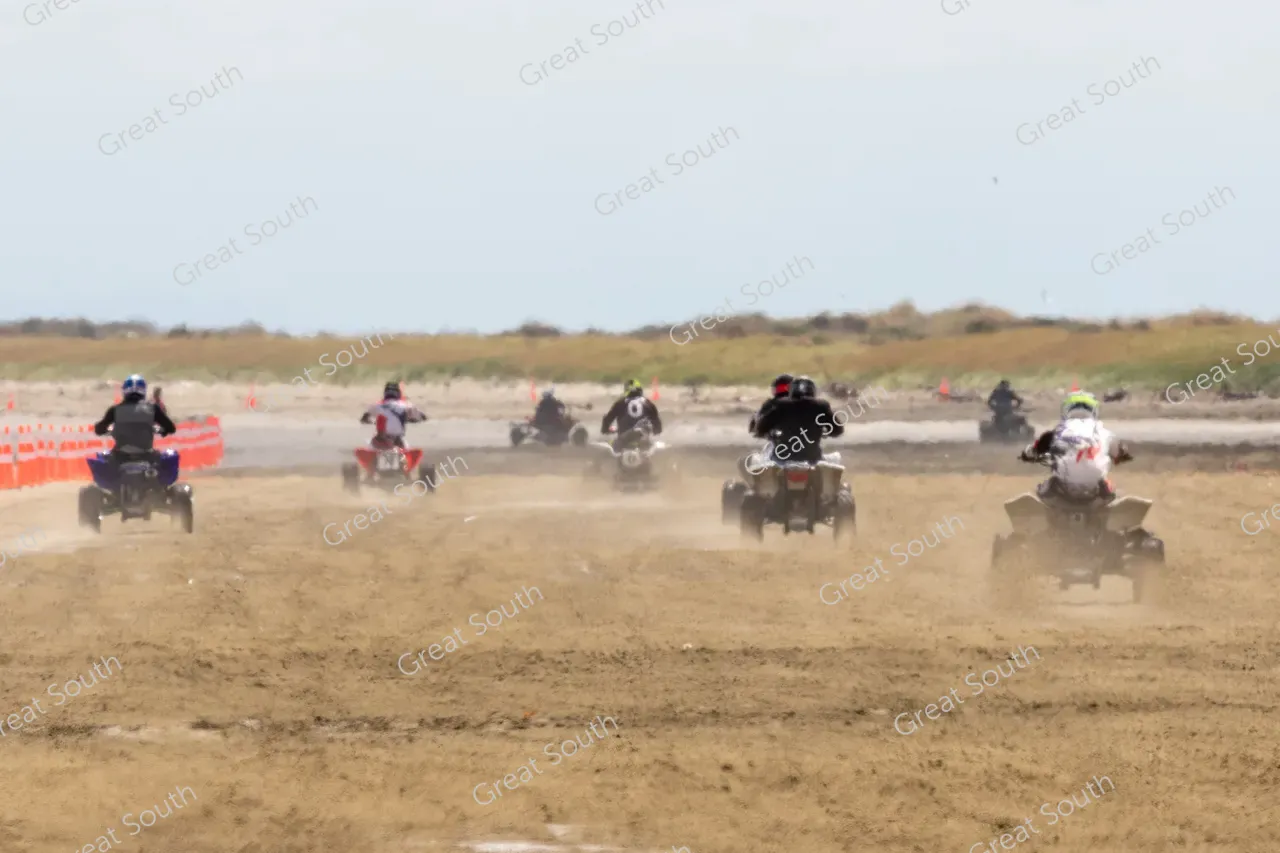 Burt Munro Challenge 2025 - Beach Racing - Southland, New Zealand - Credit Great South (9)