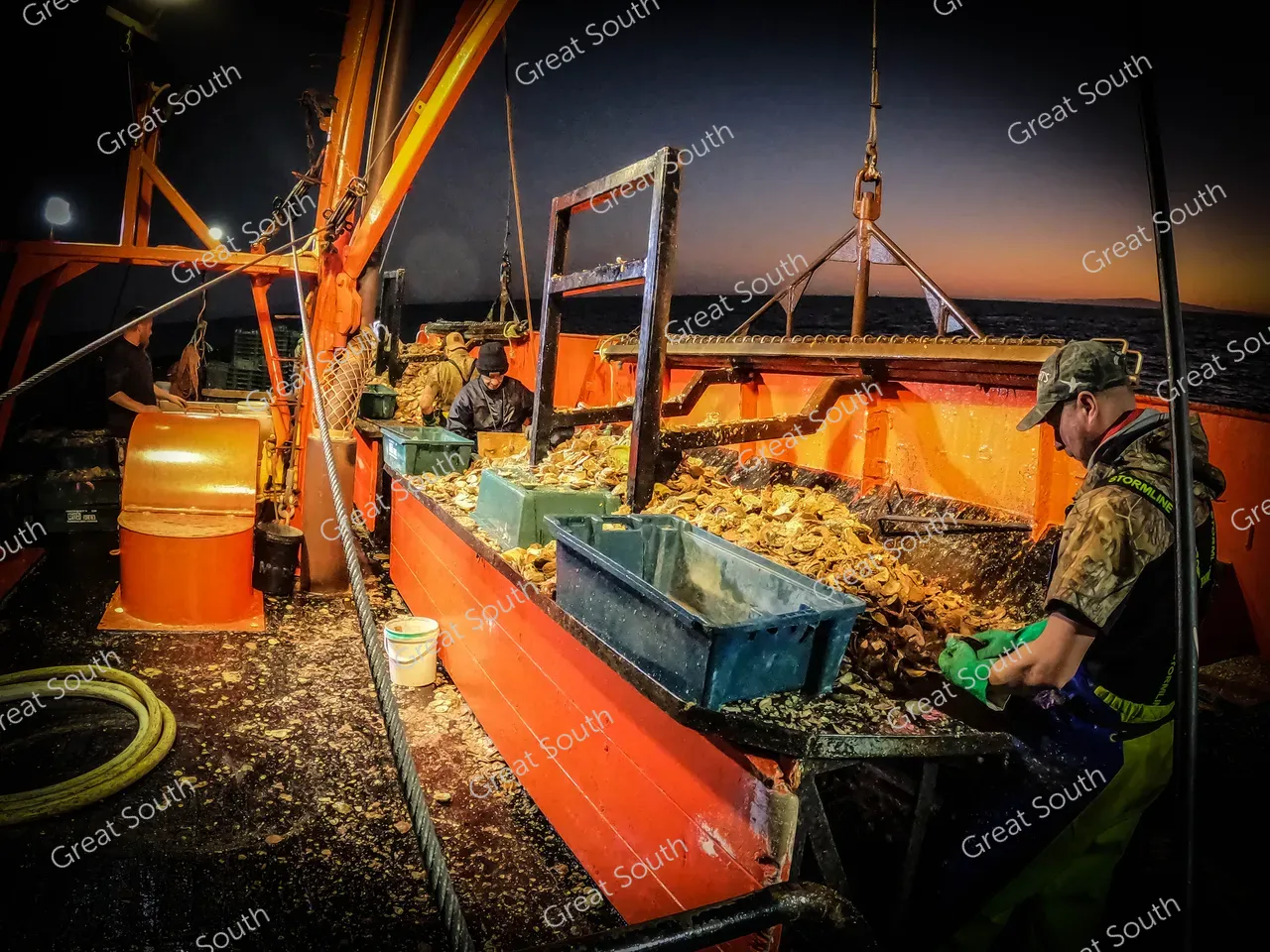 Oystermen at work - Southland, New Zealand - Credit Tammi Topi - South DroneNZ