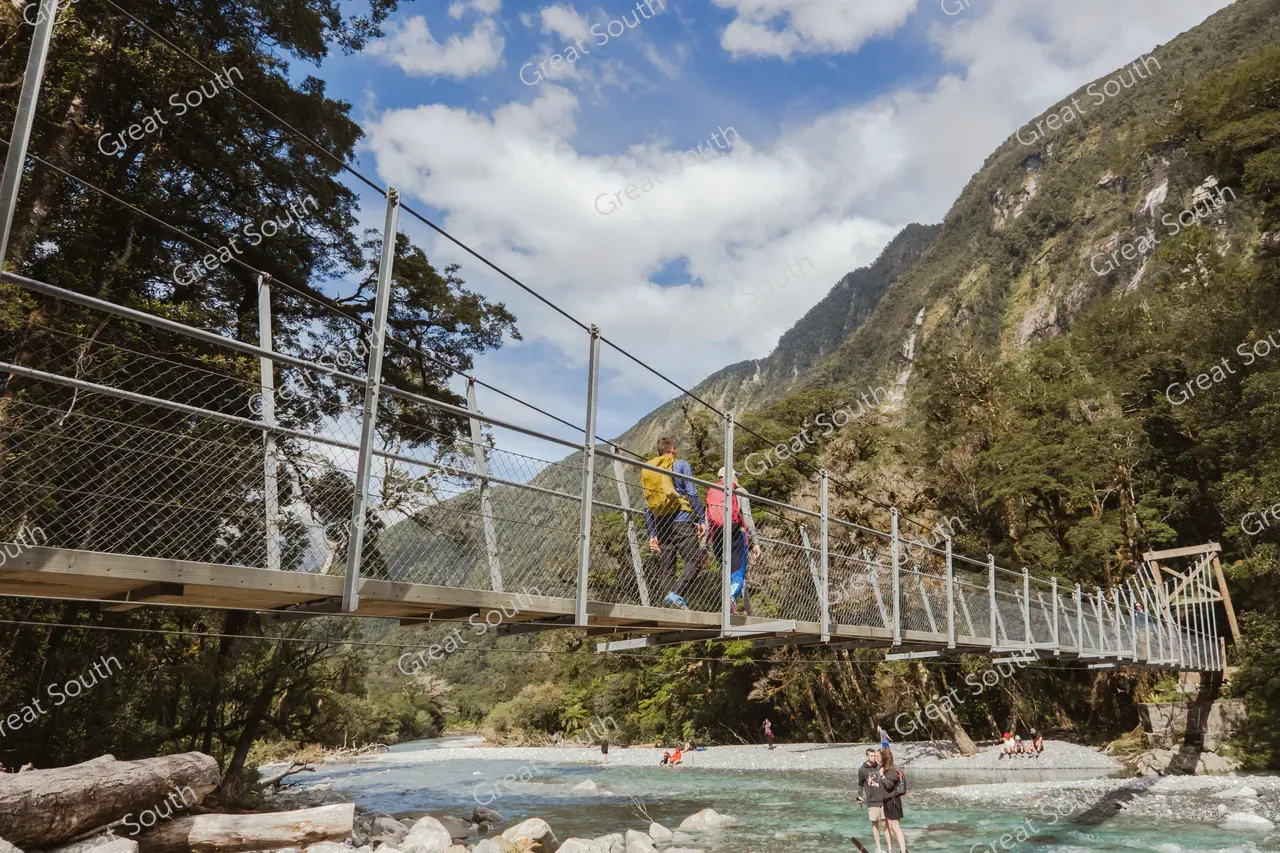 Milford Track Day Walk, Milford Sound - Credit Fiordland Outdoors (18)