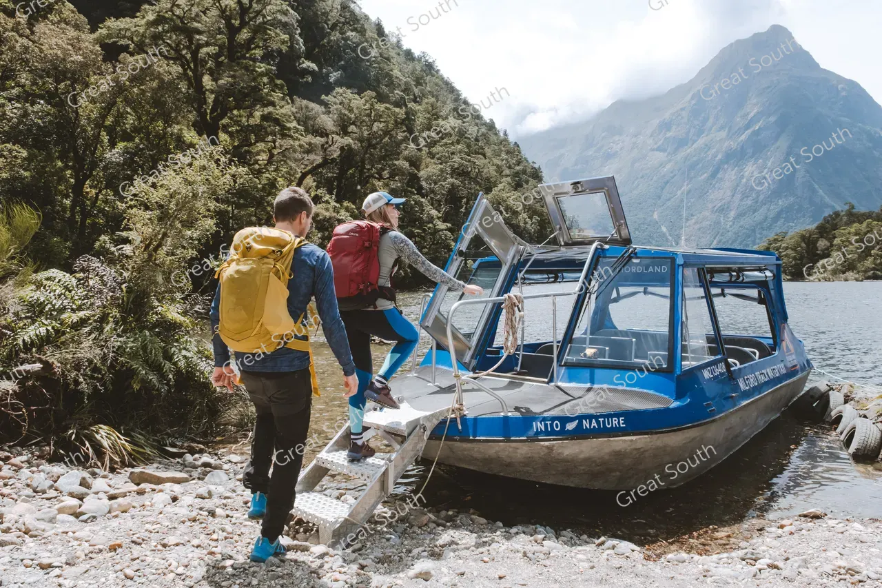 Milford Track Day Walk, Milford Sound - Credit Fiordland Outdoors (25)