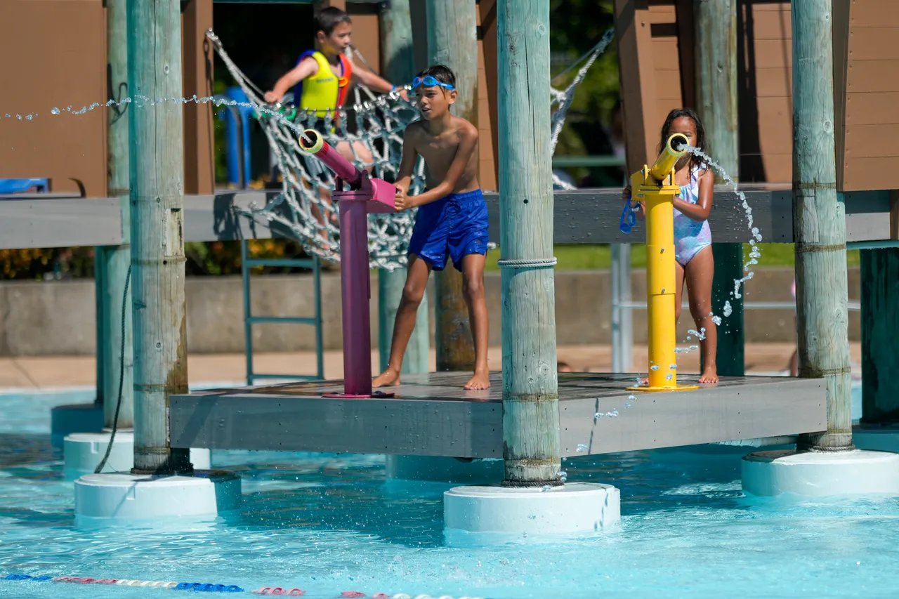 Hastings District Council Photo Library - JC - Splash Planet 2024 (8)
