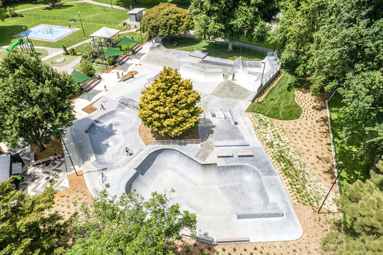 Flaxmere Skate Park Aerials (6)