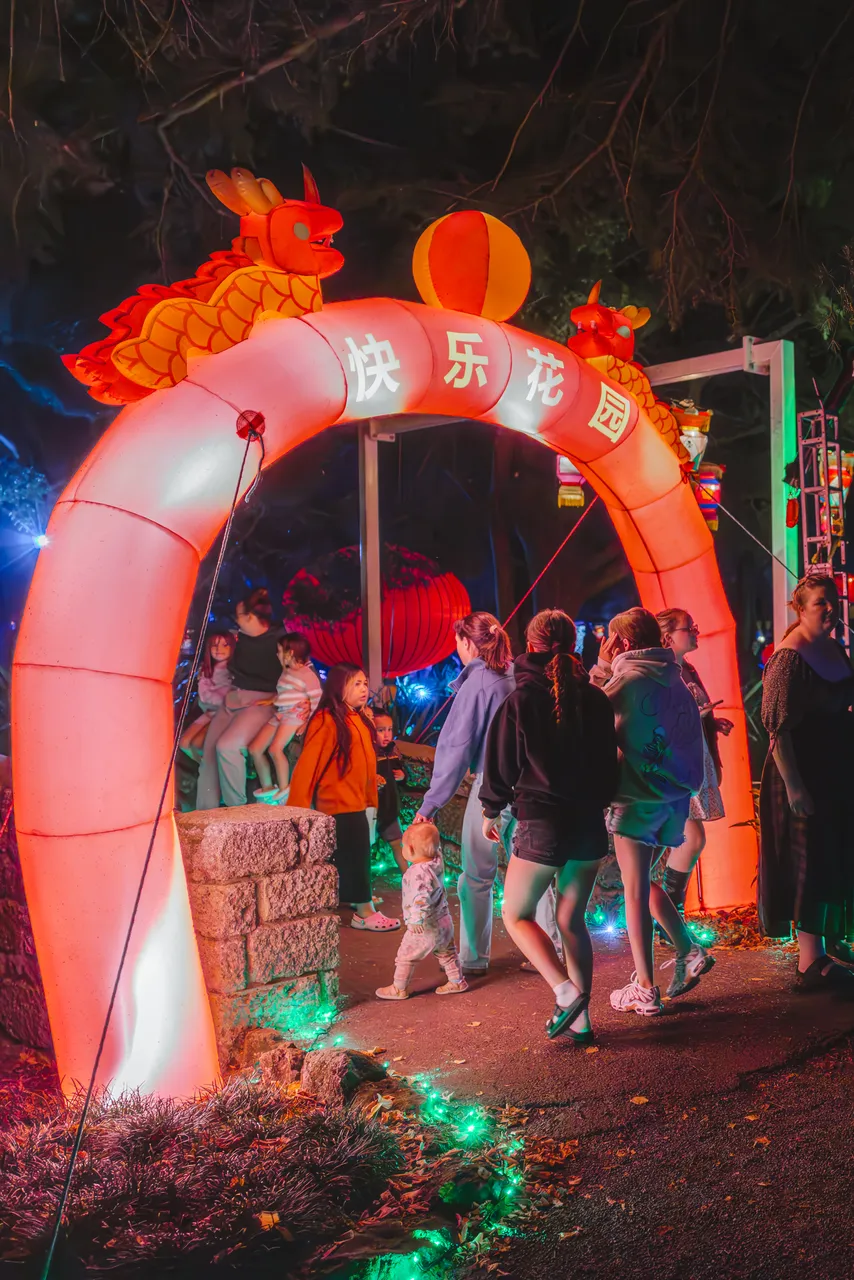Osmanthus-Gardens-Lantern-Fest-Apr-2025-46