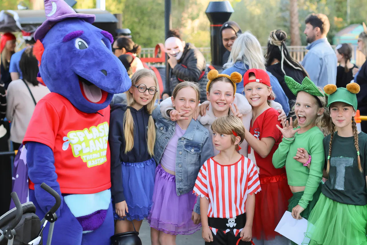 Album cover Spooky Planet 2025