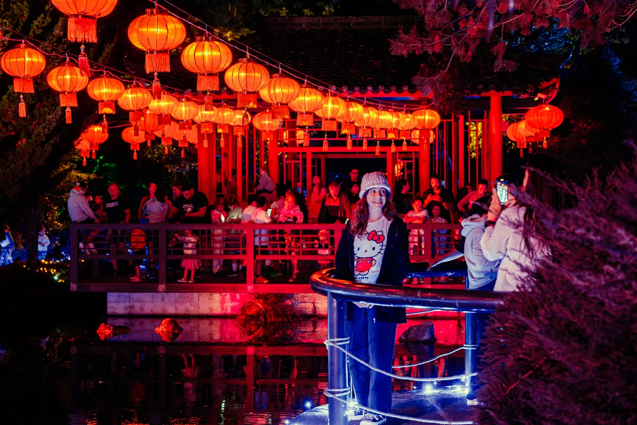 Osmanthus-Gardens-Lantern-Fest-Apr-2025-55