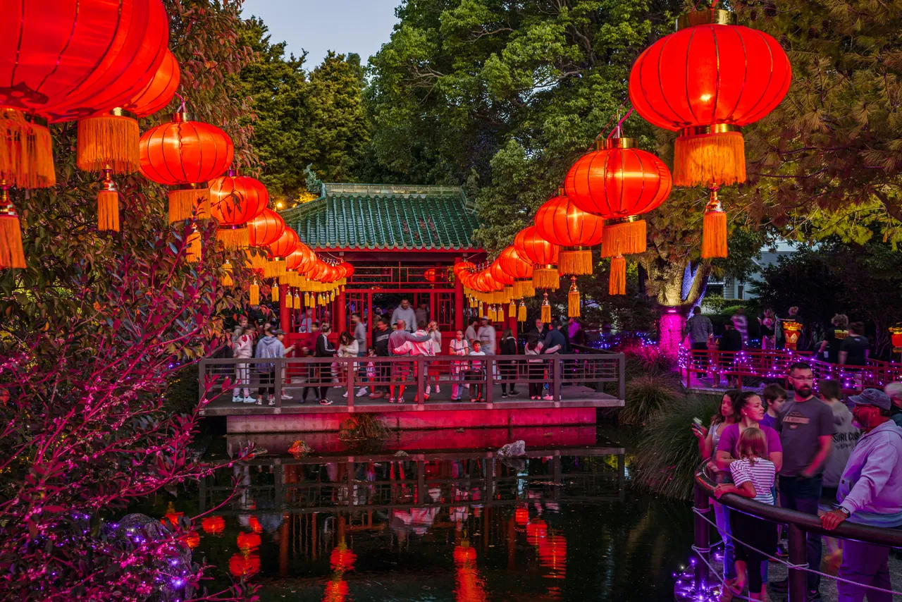 Osmanthus-Gardens-Lantern-Fest-Apr-2025-21