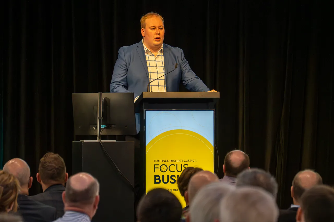 Focus on Business-5
