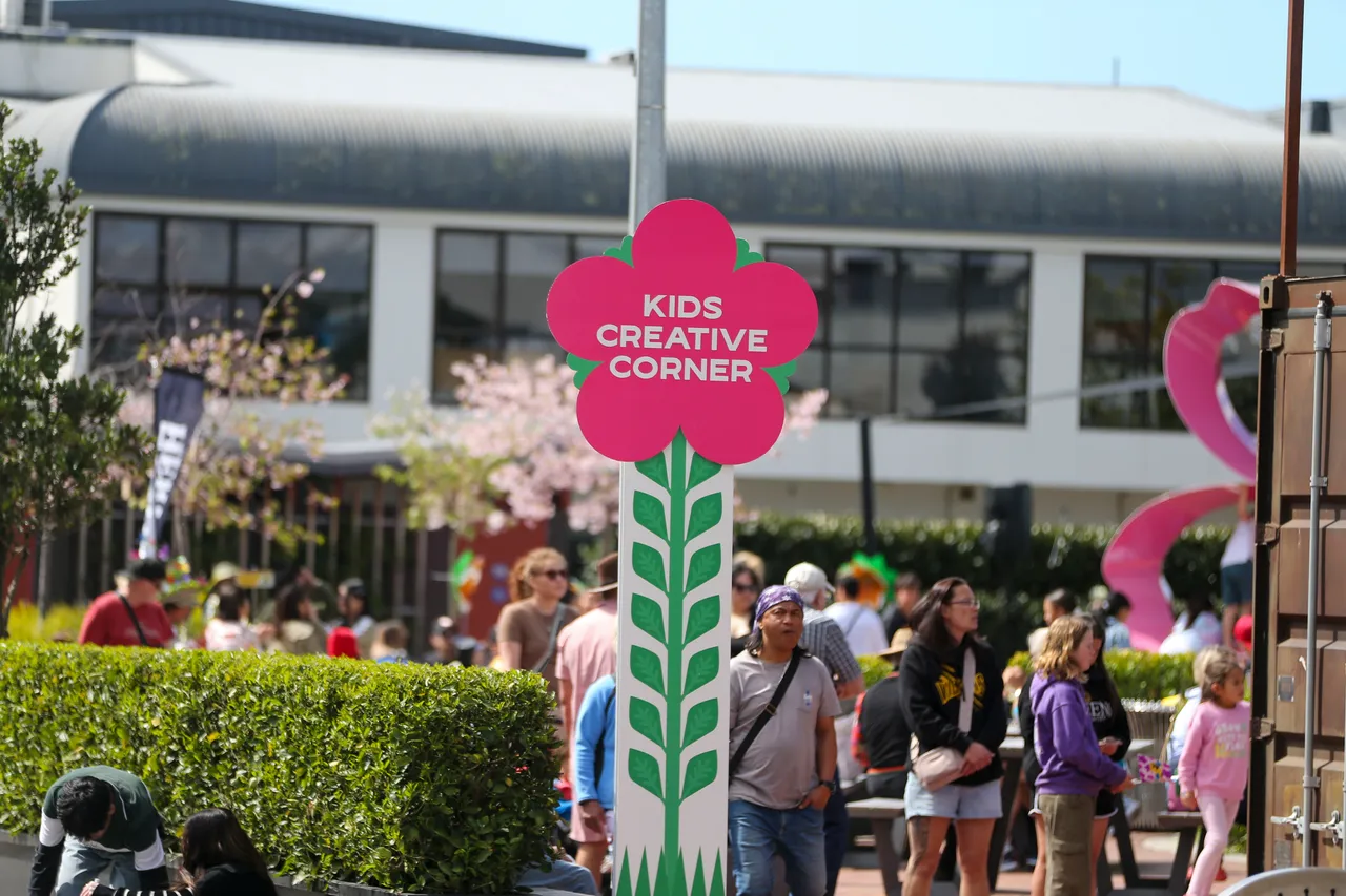 Blossom 2024 PT(594)