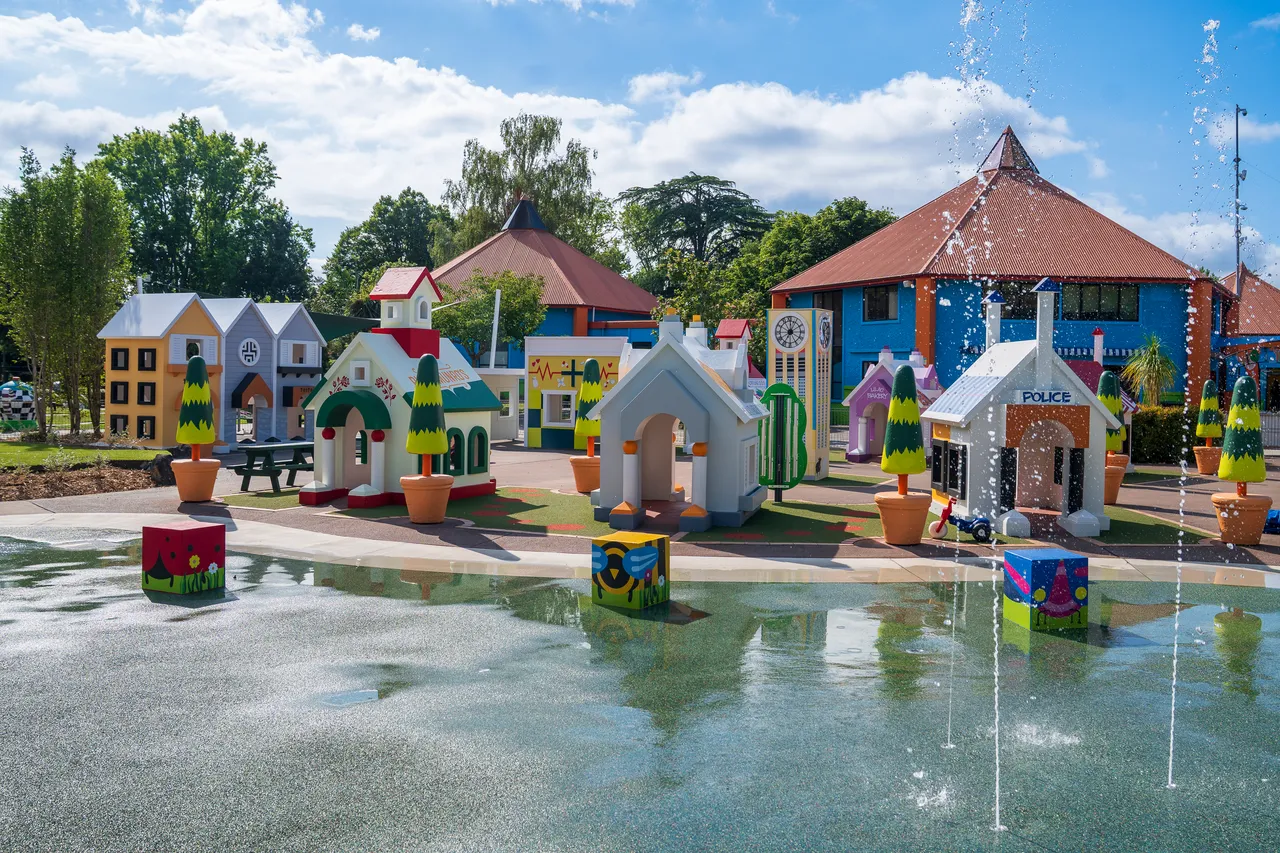Tiny Town - Karamu-16