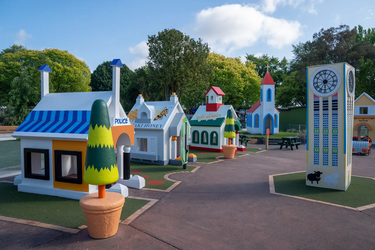 Tiny Town - Karamu-8
