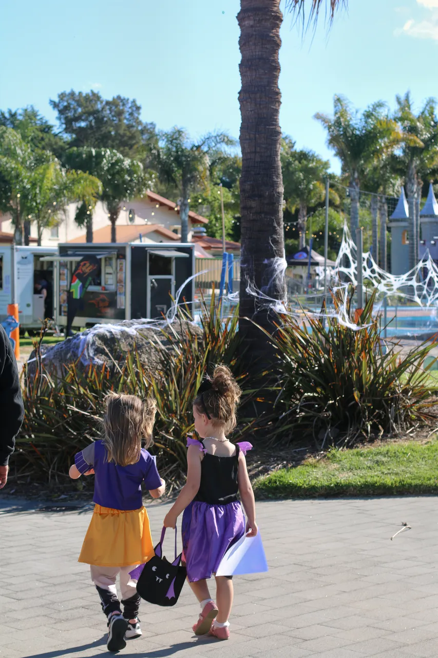 Spooky Planet 2025 (2)