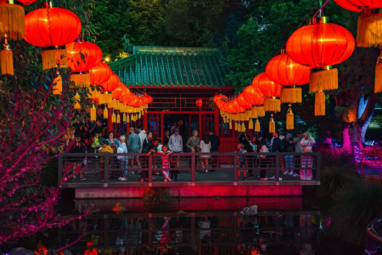 Osmanthus-Gardens-Lantern-Fest-Apr-2025-23