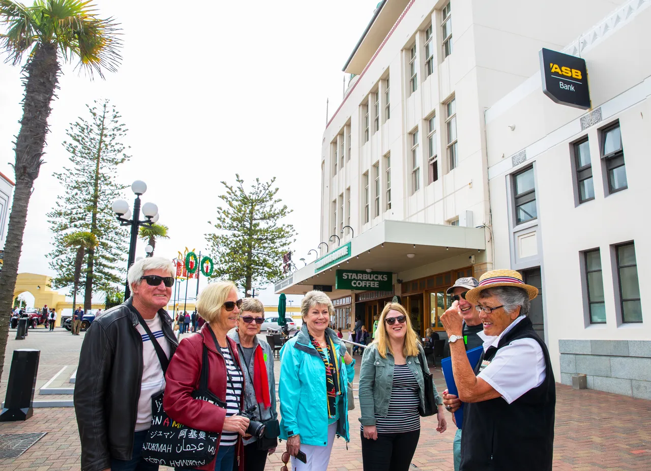 Art Deco Guided Walking Tour