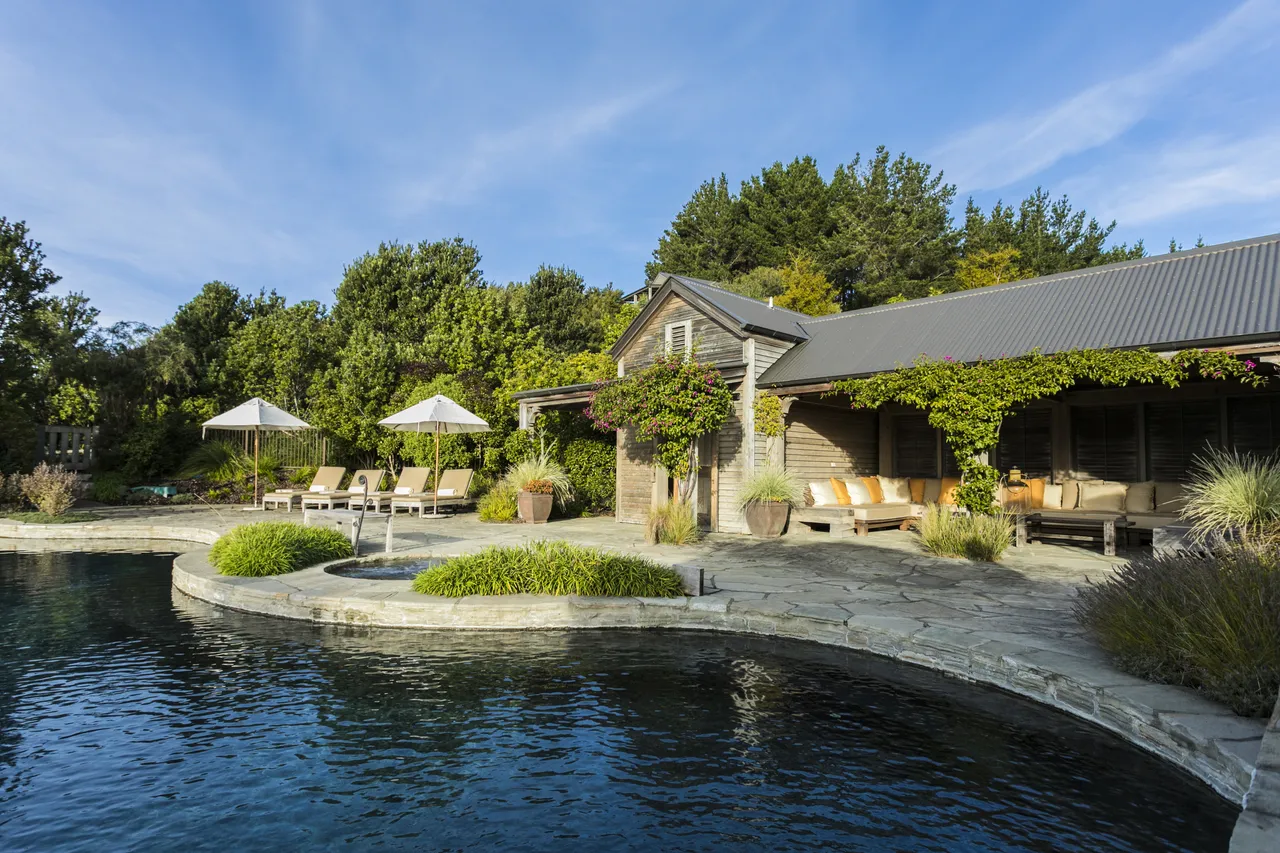 The Farm at Cape Kidnappers Pool and Jacuzzi