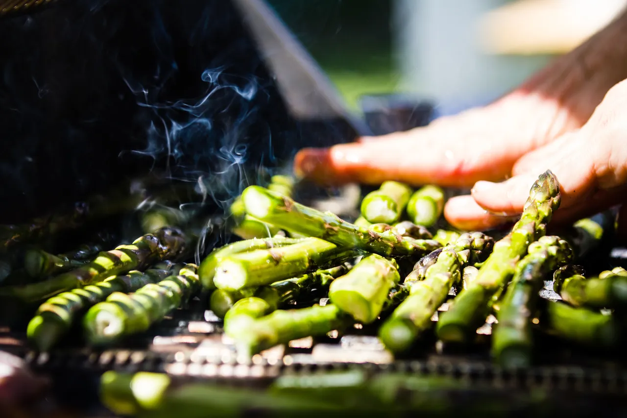 Asparagus on the BBQ