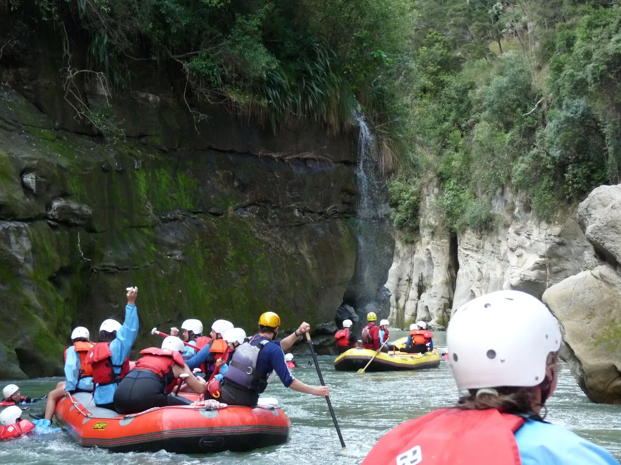 Mohaka Rafting Three Rafts and Waterfall