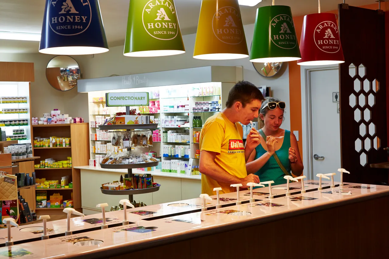 Arataki Honey Adults Tasting Honey