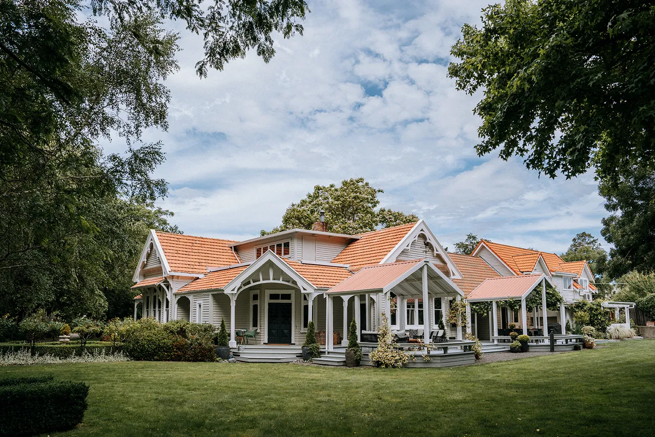 HawthorneHouse-Outside-06 (1)