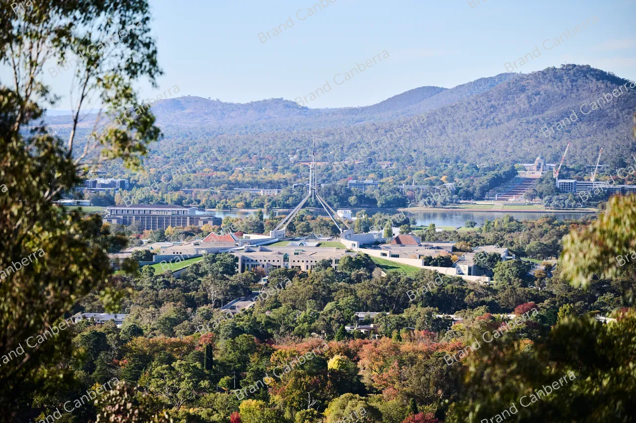 The view from Red Hill in Canberra's inner south (5)