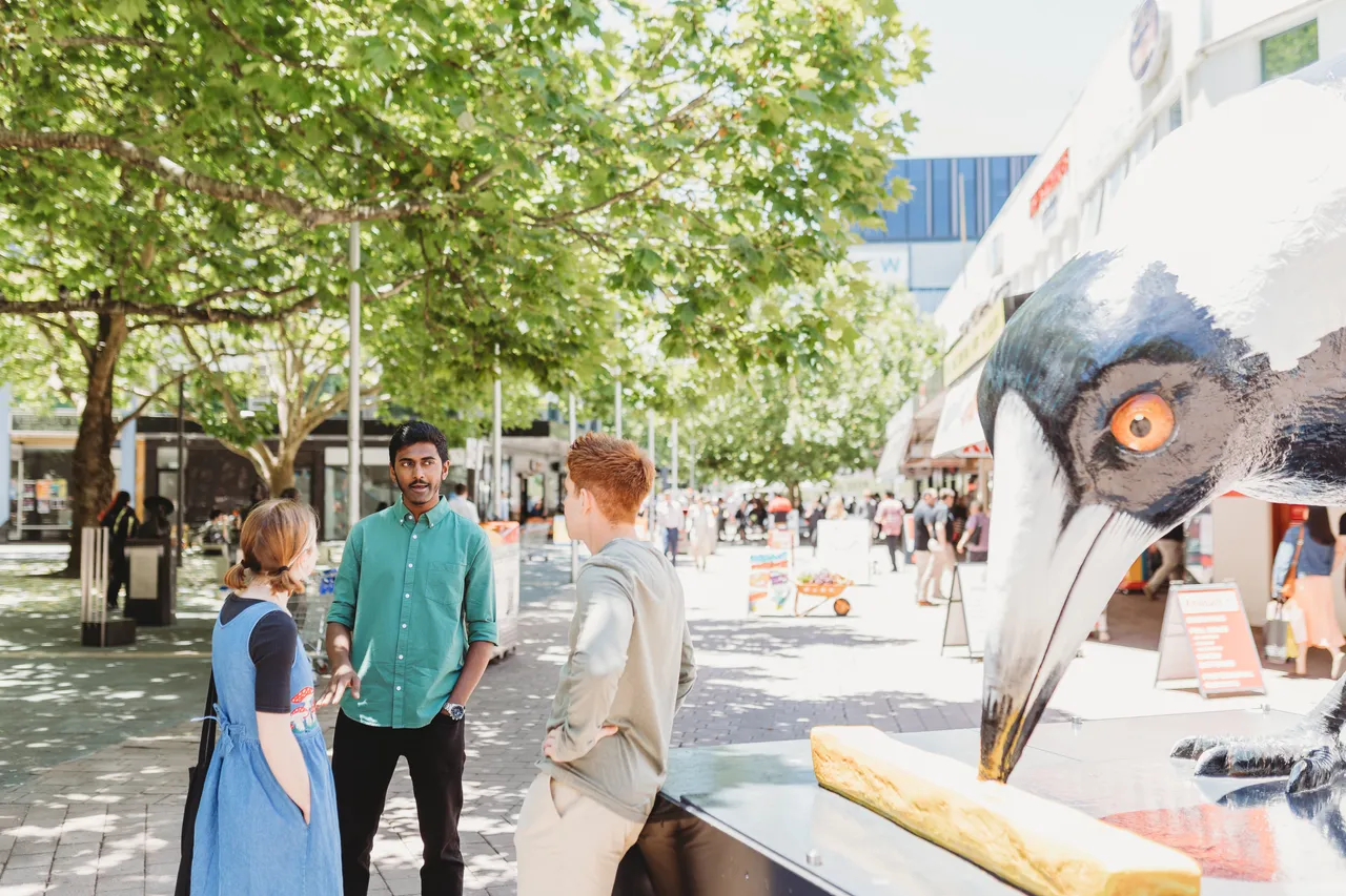 Students in Garema Place - 100880