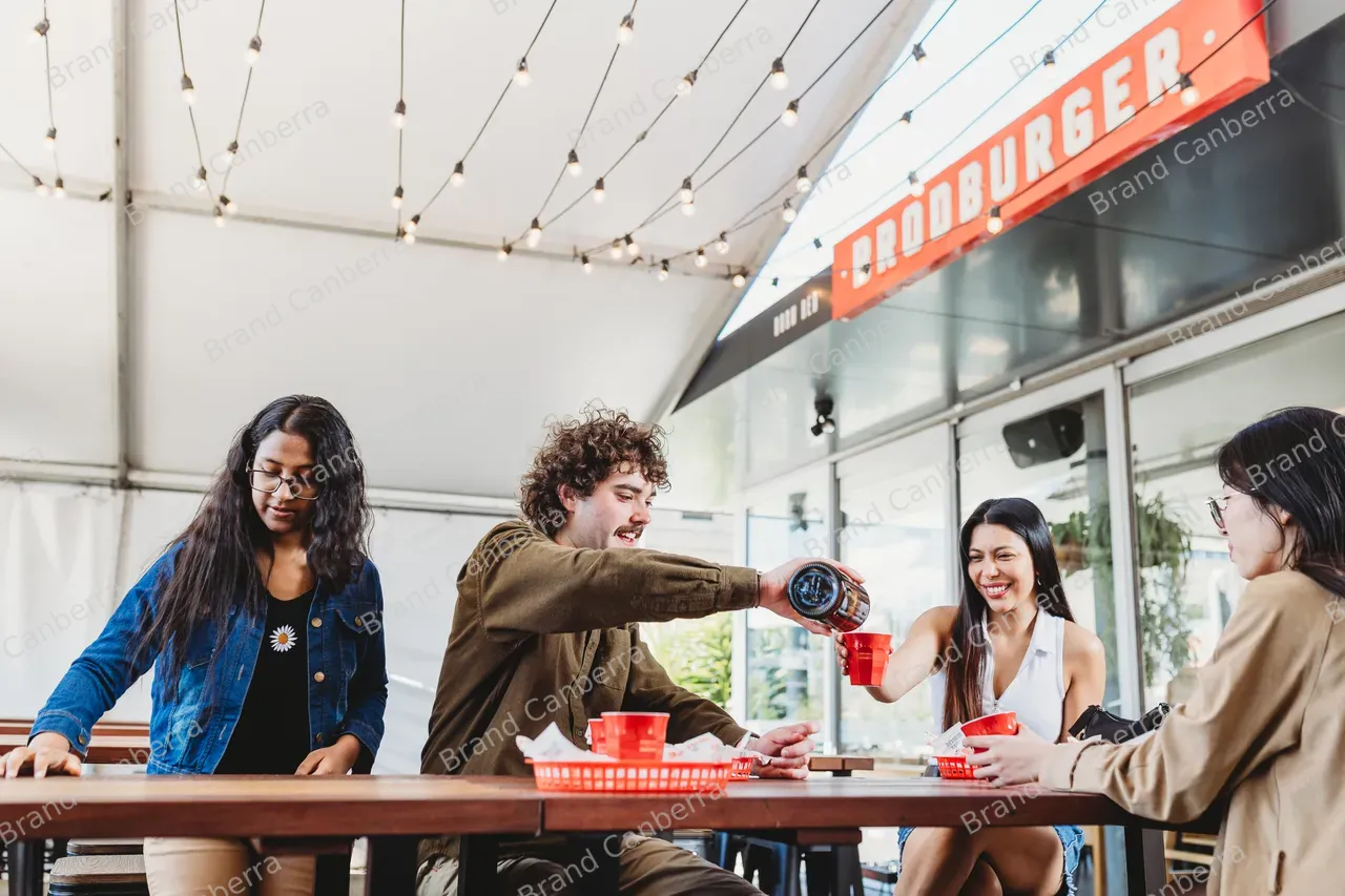 Students at Brodburger in Kingston (2)