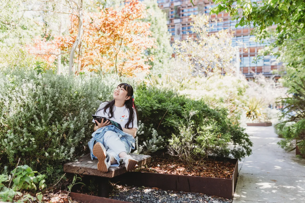 Students in New Acton - 100743