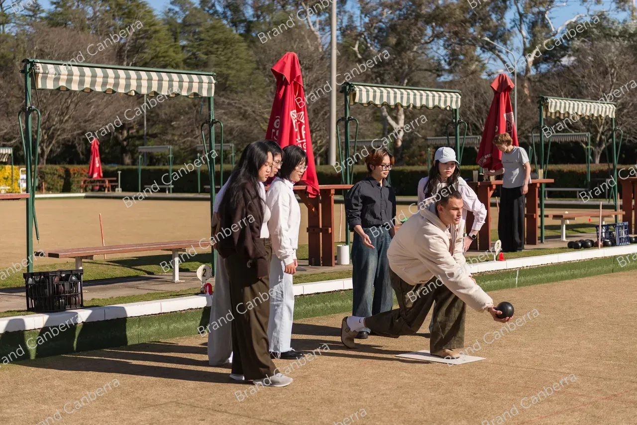 20260625_ACTGOV_0070_Vietnamese-Students-Lawn Bowls-Turner