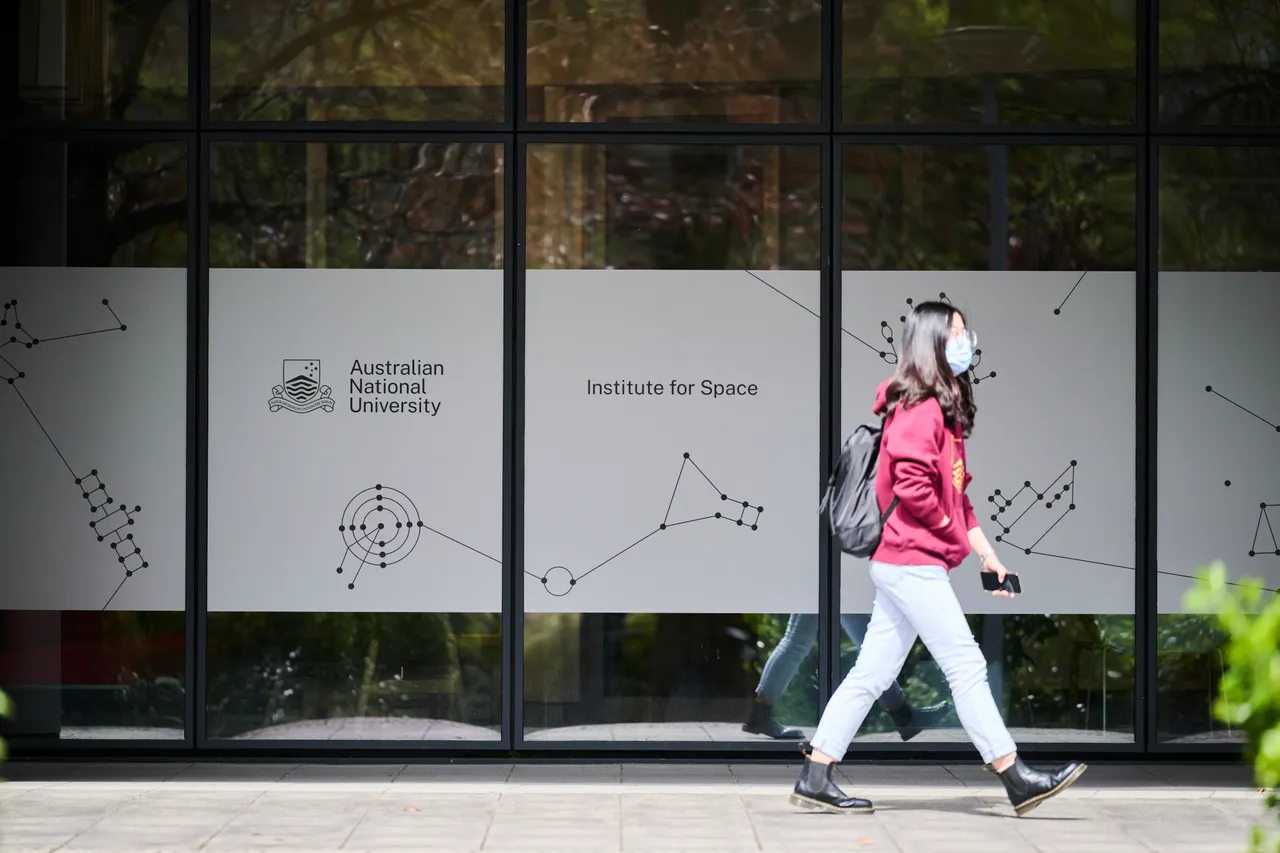 ANU Institute for Space - 100661