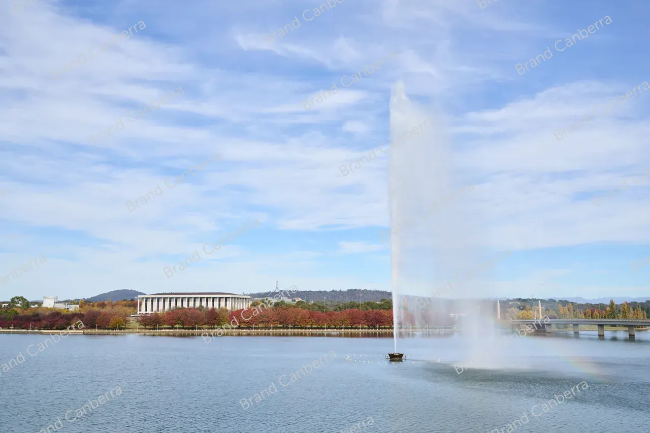 Autumn trees around Canberra's Lake Burley Griffin (5)