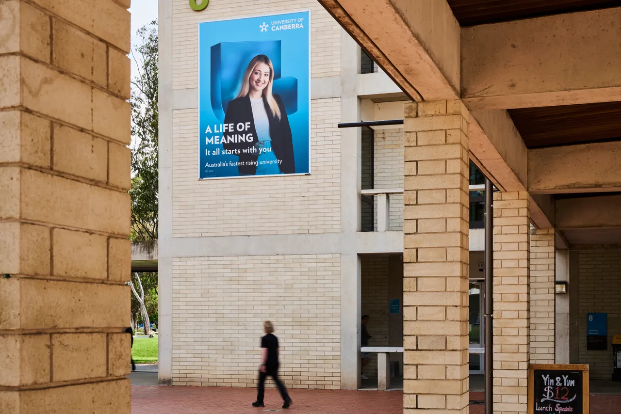University of Canberra - 100346