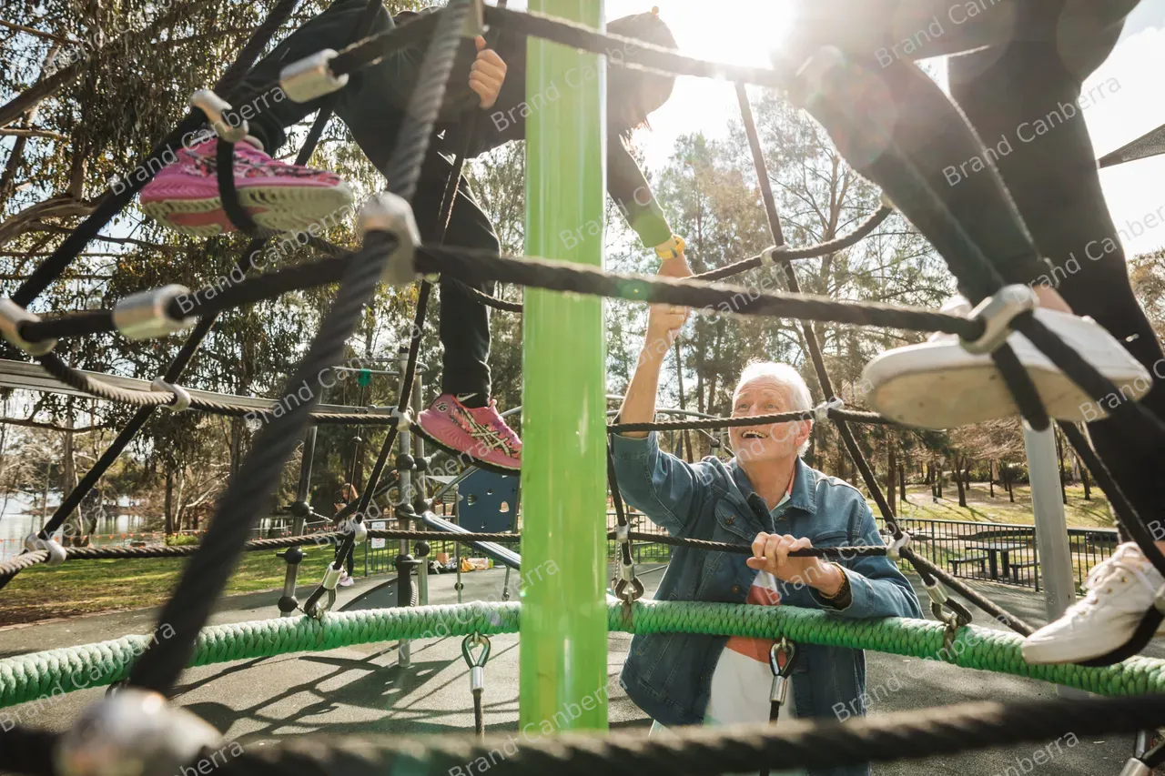 John Knight Playground in Belconnen (2)