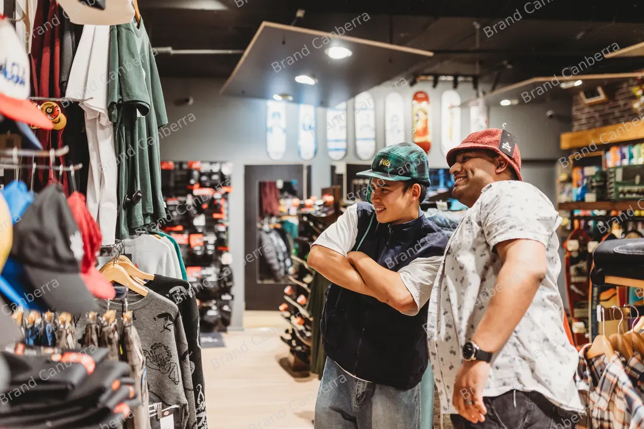Students shopping at Trilogy Skate Shop in Braddon (7)