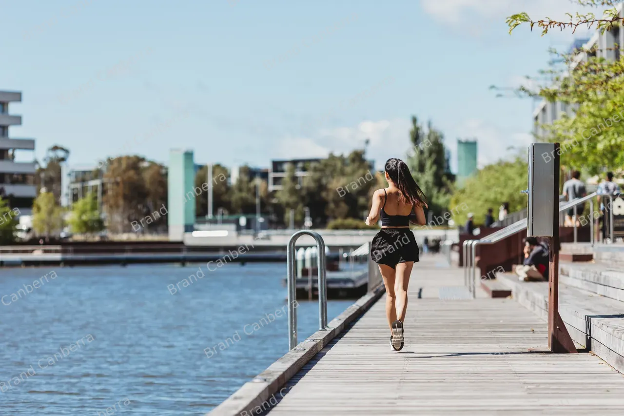 Student jogging along Kingston Foreshore (1)