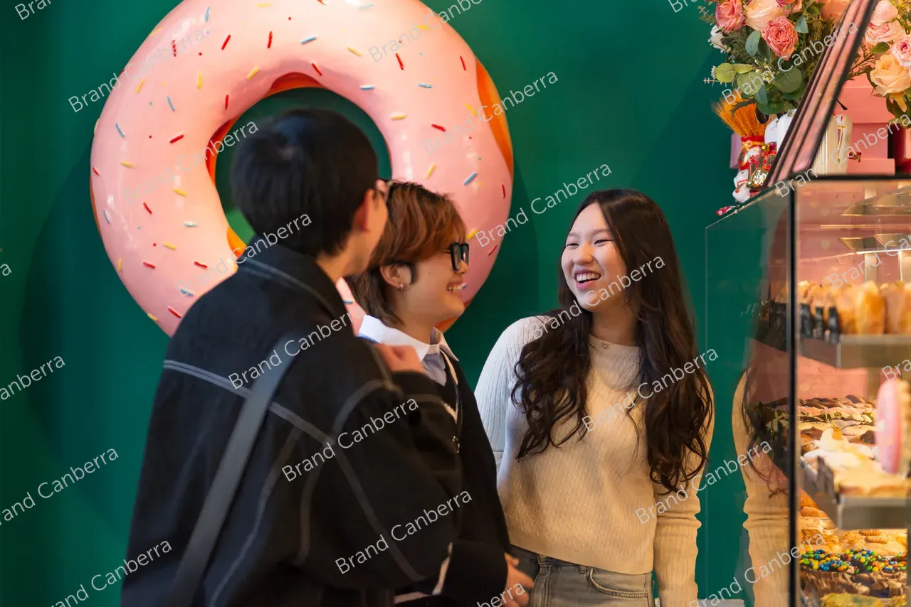 20260625_ACTGOV_0048_Vietnamese-Students-Doughnuts-Dickson