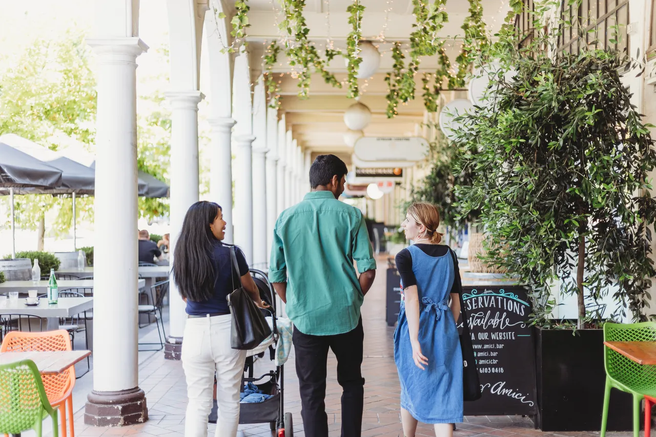 Students at the Melbourne Building - 100896