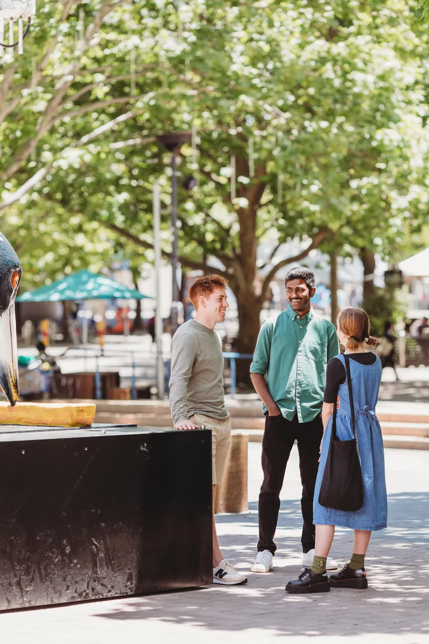 Students in Garema Place - 100889